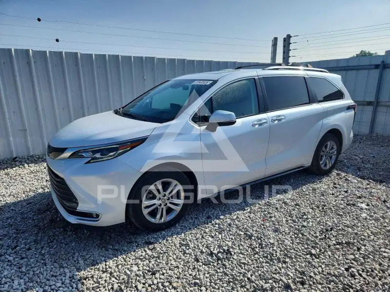 2024 Toyota SIENNA фото