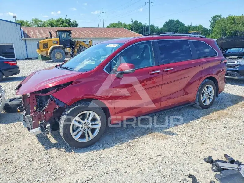 2024 Toyota SIENNA фото