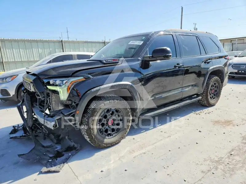 2024 Toyota SEQUOIA фото