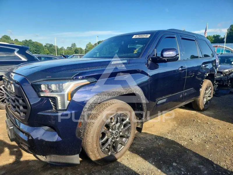 2024 Toyota SEQUOIA фото