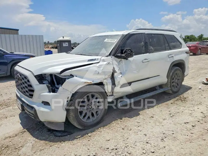 2024 Toyota SEQUOIA photo