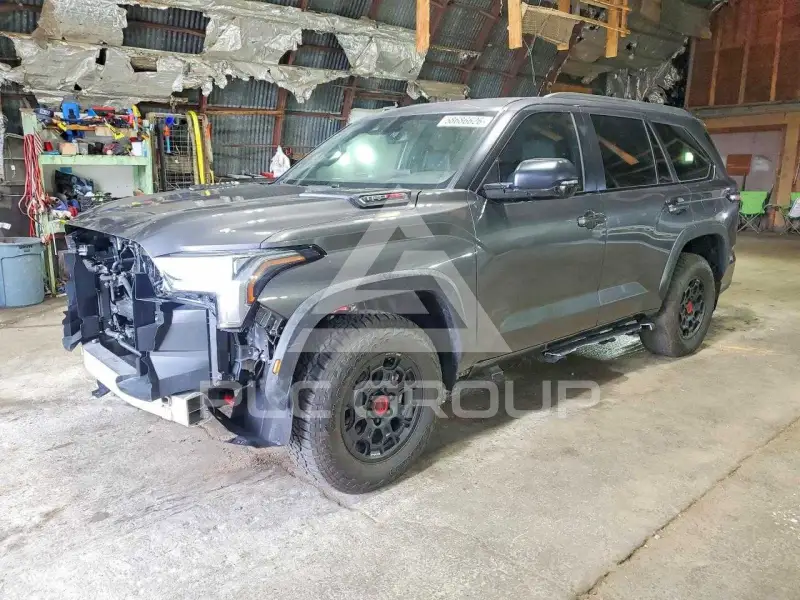 2024 Toyota SEQUOIA фото