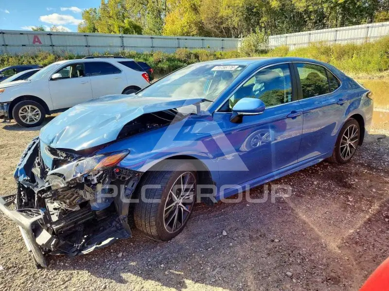 2024 Toyota CAMRY photo