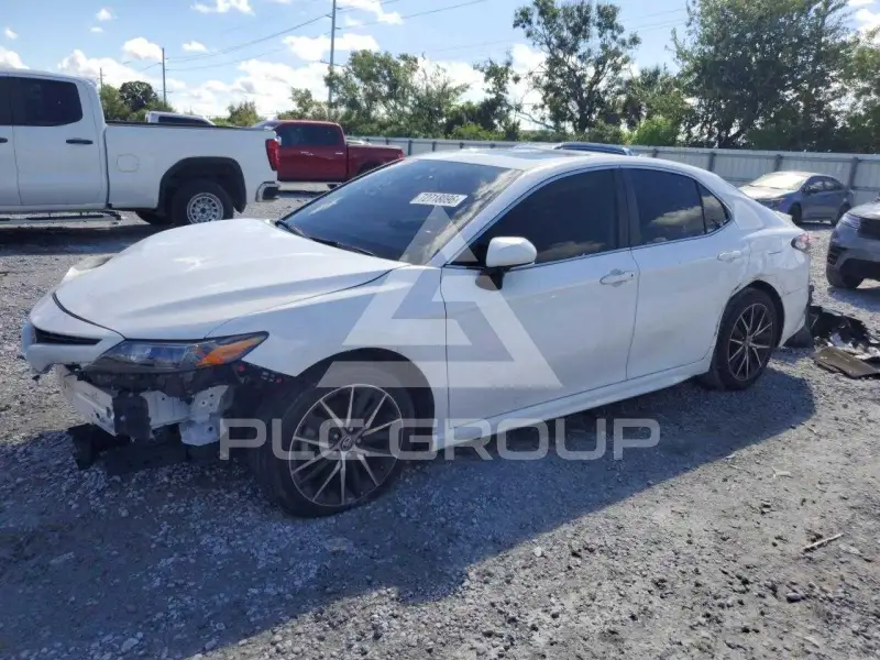 2024 Toyota CAMRY фото