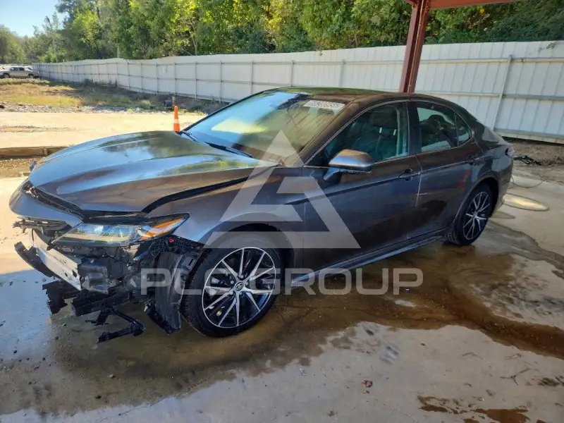 2024 Toyota CAMRY photo