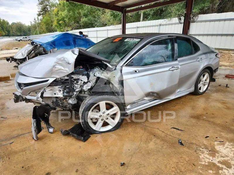 2024 Toyota CAMRY фото