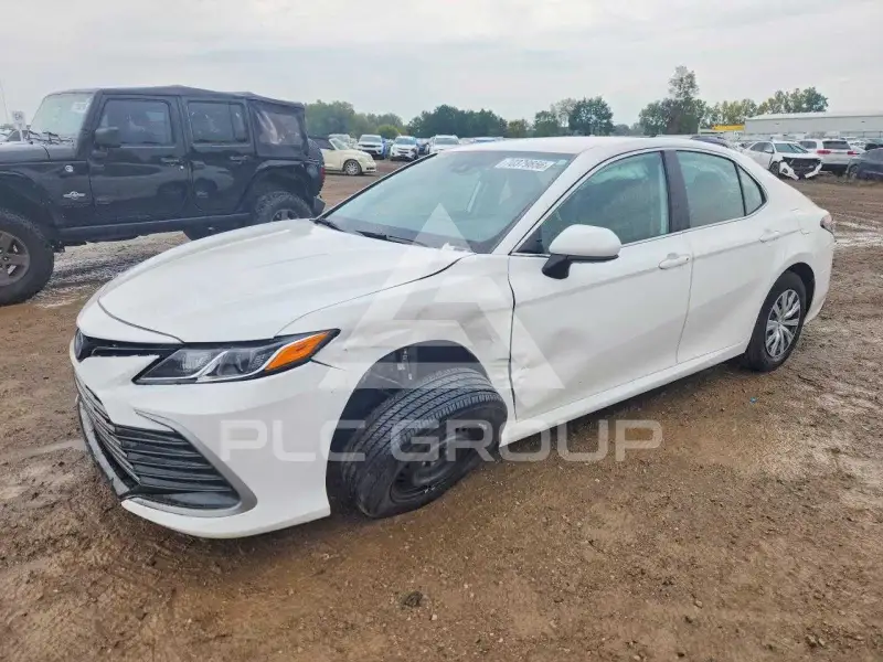 2024 Toyota CAMRY фото