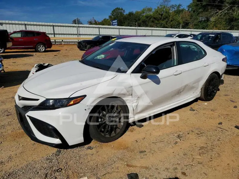 2024 Toyota CAMRY фото