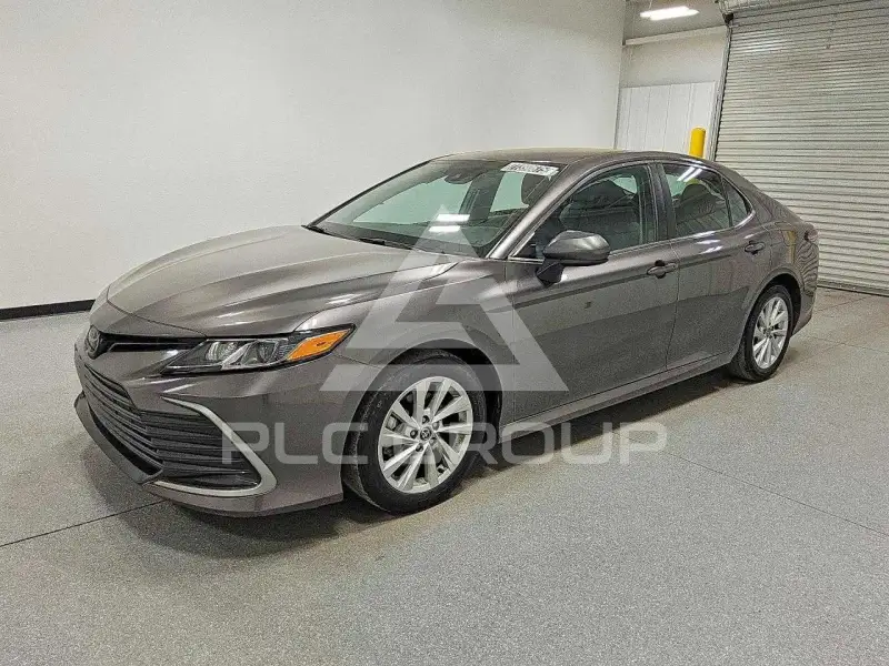 2024 Toyota CAMRY фото