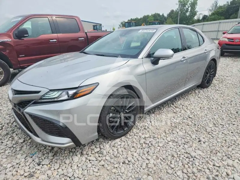 2024 Toyota CAMRY фото