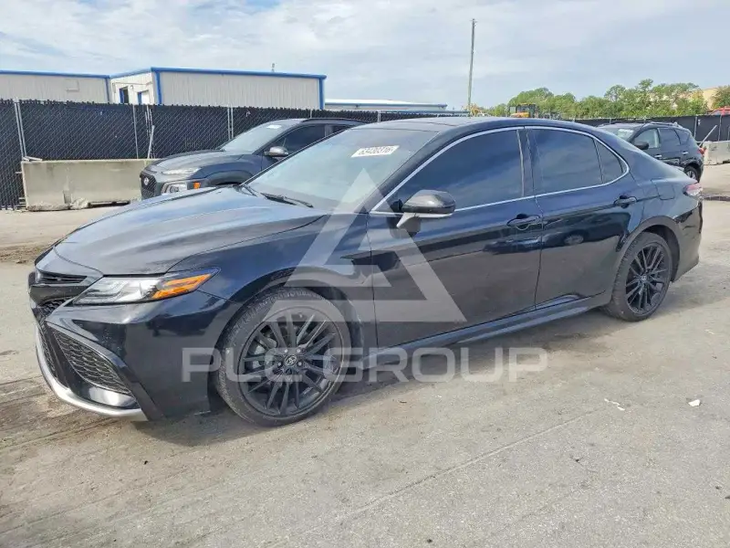 2024 Toyota CAMRY фото