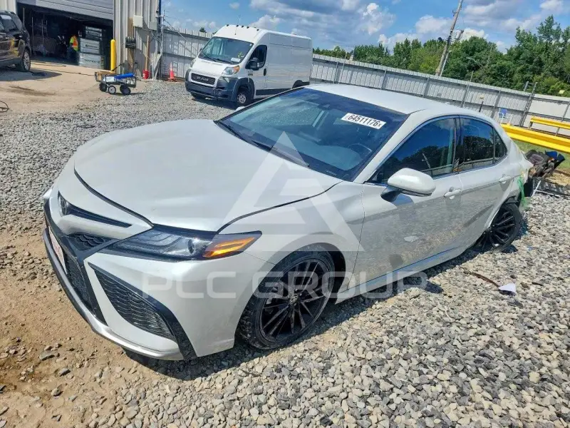 2024 Toyota CAMRY фото