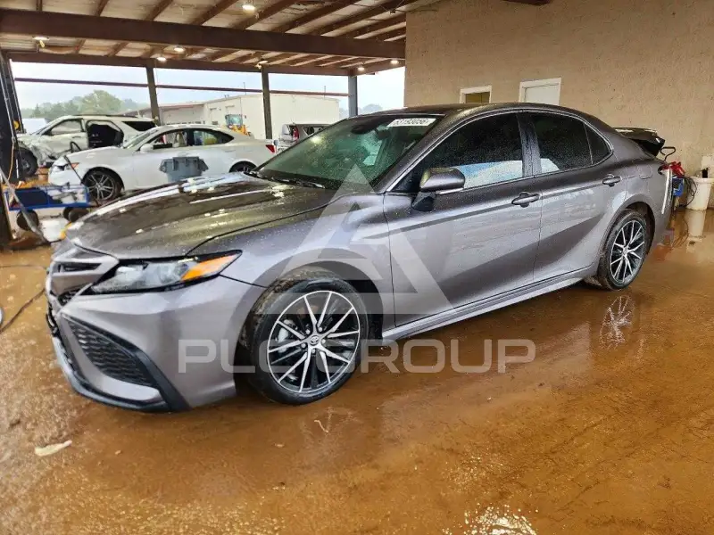 2024 Toyota CAMRY фото