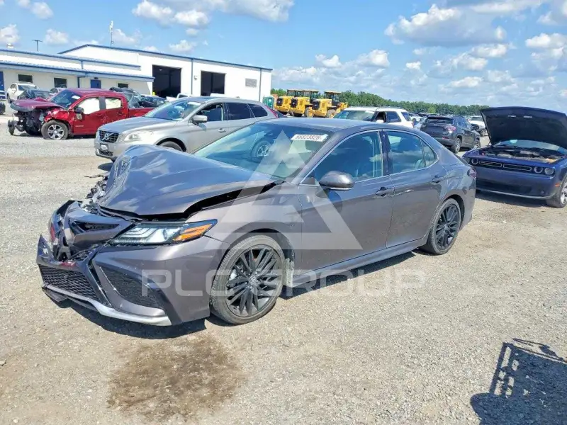 2024 Toyota CAMRY фото