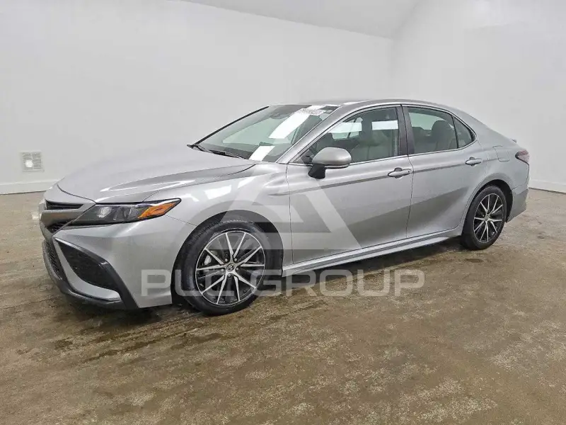 2024 Toyota CAMRY photo
