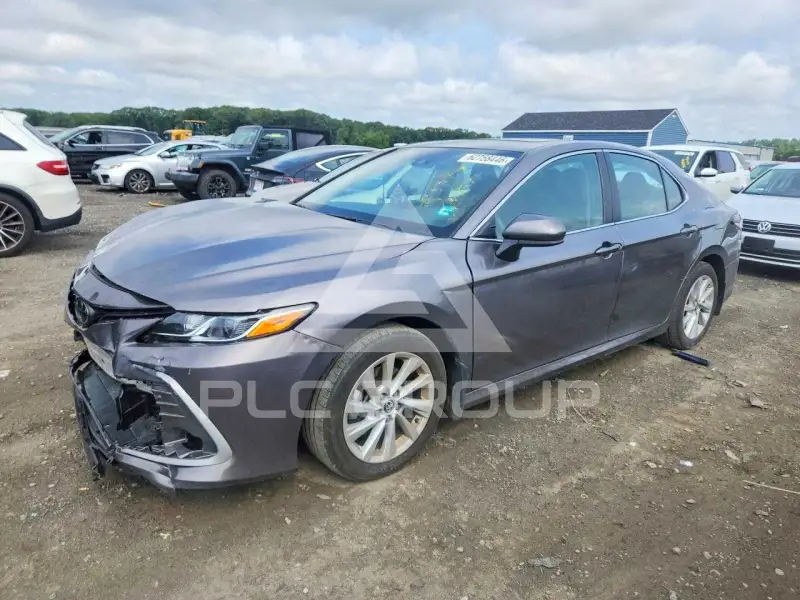 2024 Toyota CAMRY фото