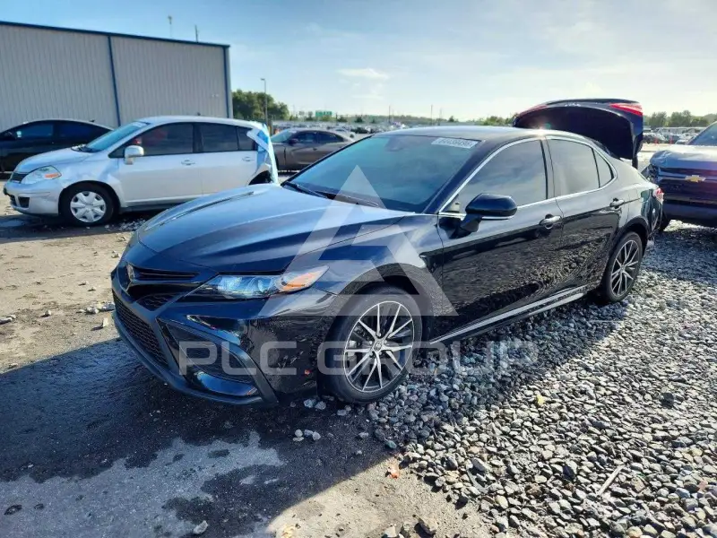 2024 Toyota CAMRY фото