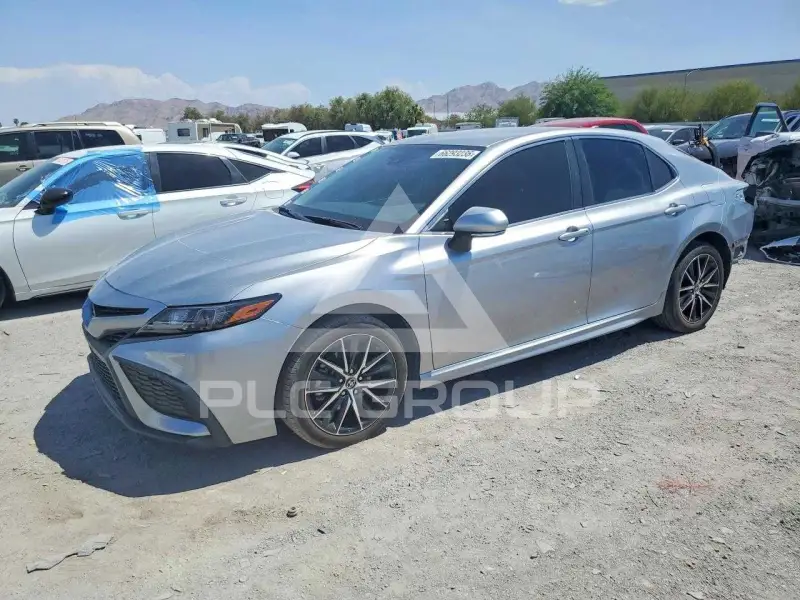 2024 Toyota CAMRY фото