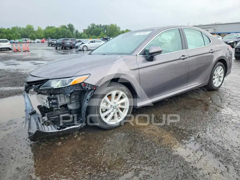 2024 Toyota CAMRY фото