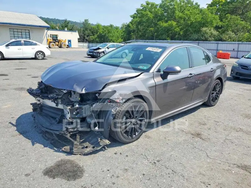 2024 Toyota CAMRY фото