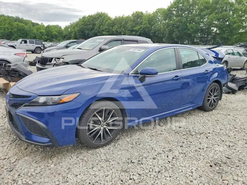 2024 Toyota CAMRY фото