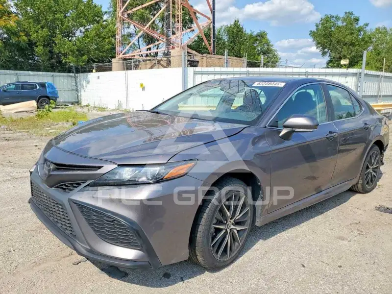 2024 Toyota CAMRY фото
