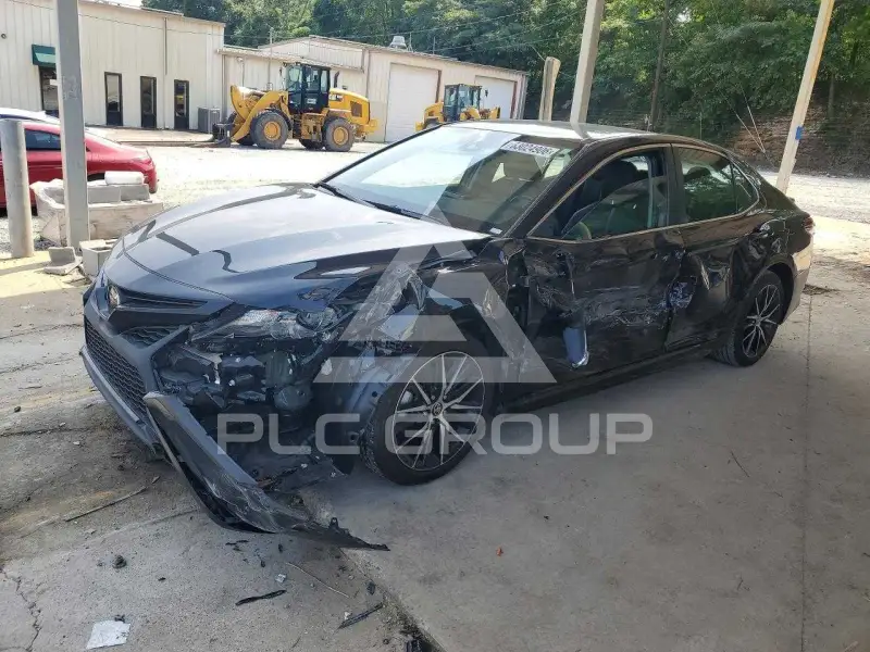 2024 Toyota CAMRY фото