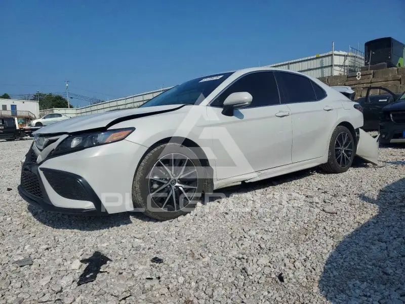 2024 Toyota CAMRY фото