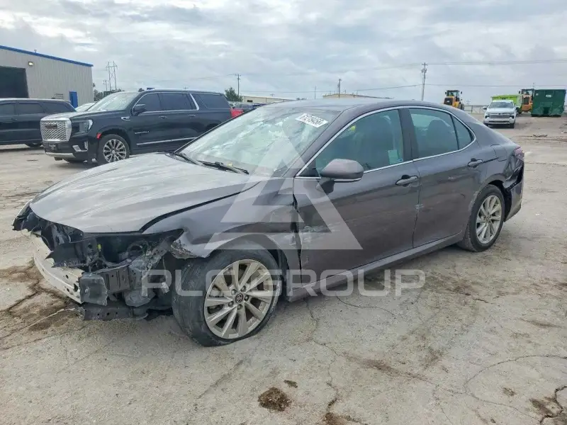 2024 Toyota CAMRY photo