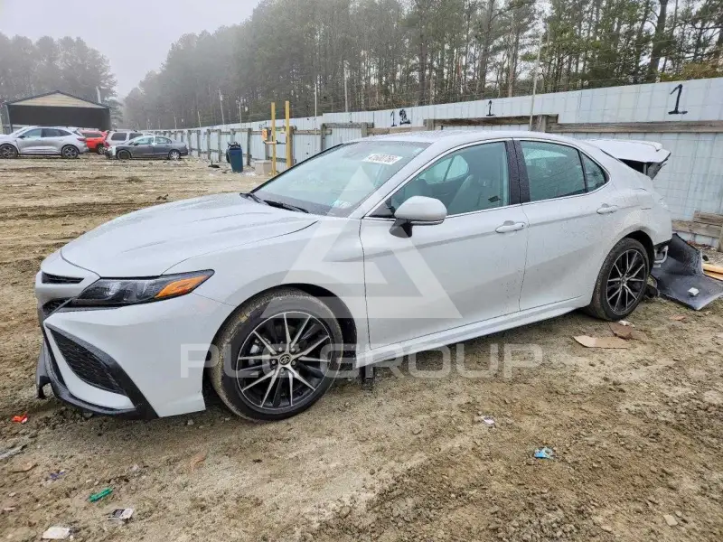 2024 Toyota CAMRY фото