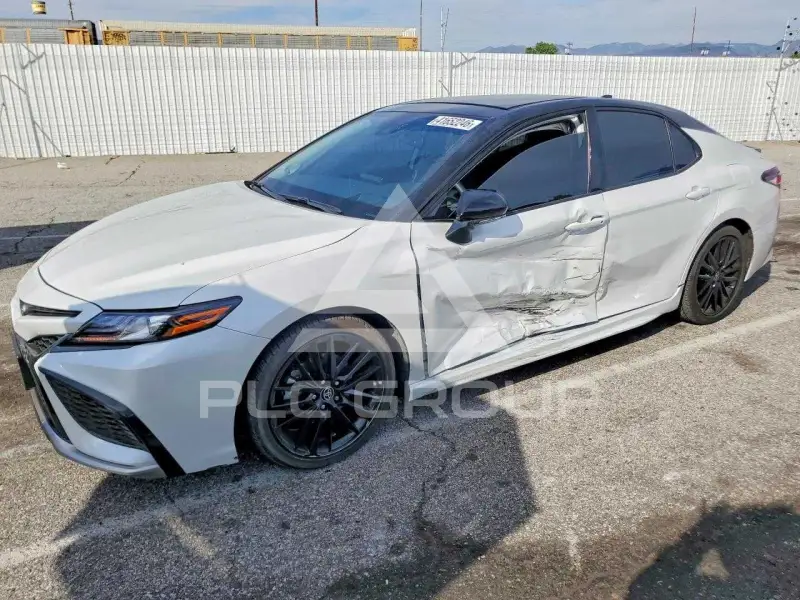 2024 Toyota CAMRY фото