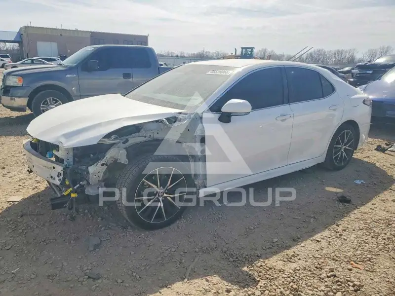 2024 Toyota CAMRY фото