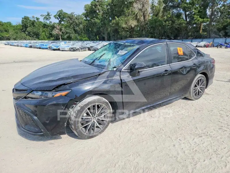 2024 Toyota CAMRY фото