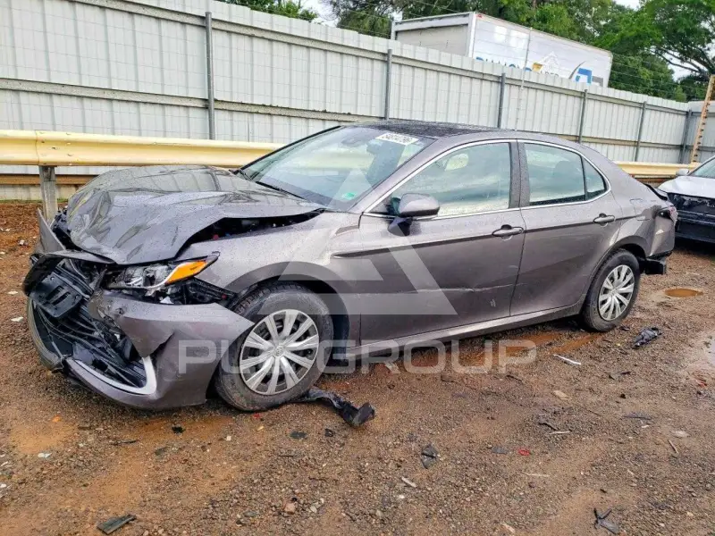 2024 Toyota CAMRY фото