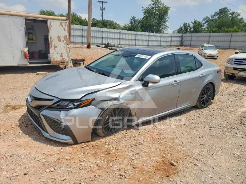 2024 Toyota CAMRY фото