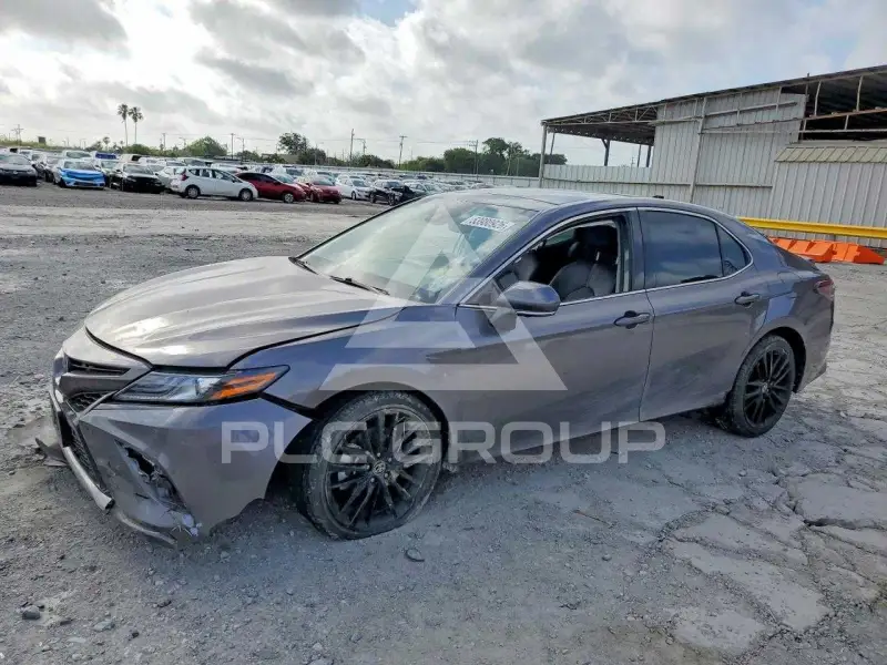 2024 Toyota CAMRY фото