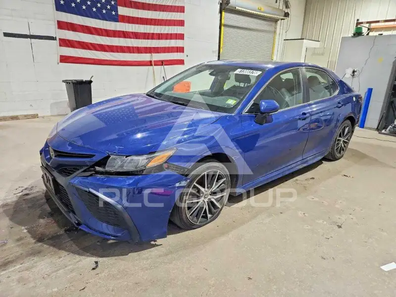 2024 Toyota CAMRY фото