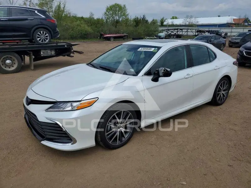 2024 Toyota CAMRY фото