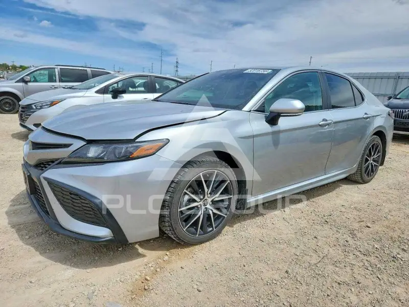 2024 Toyota CAMRY фото