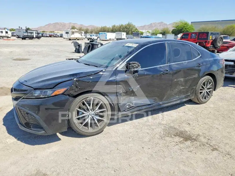2024 Toyota CAMRY фото