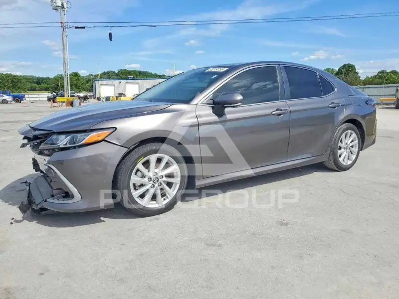 2024 Toyota CAMRY фото