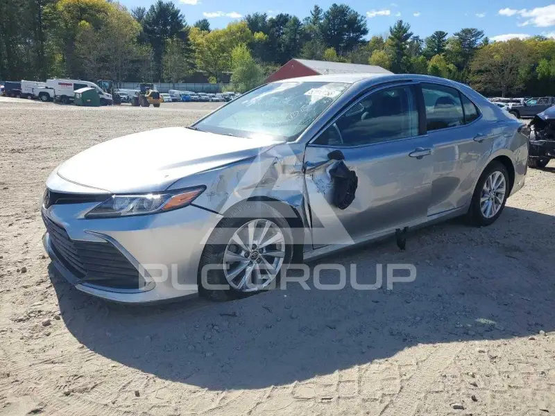 2024 Toyota CAMRY фото