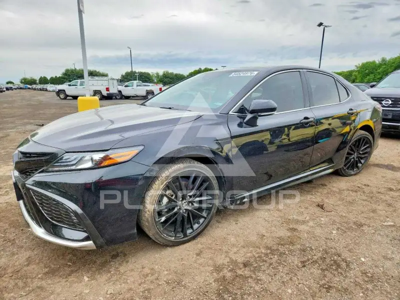 2024 Toyota CAMRY фото