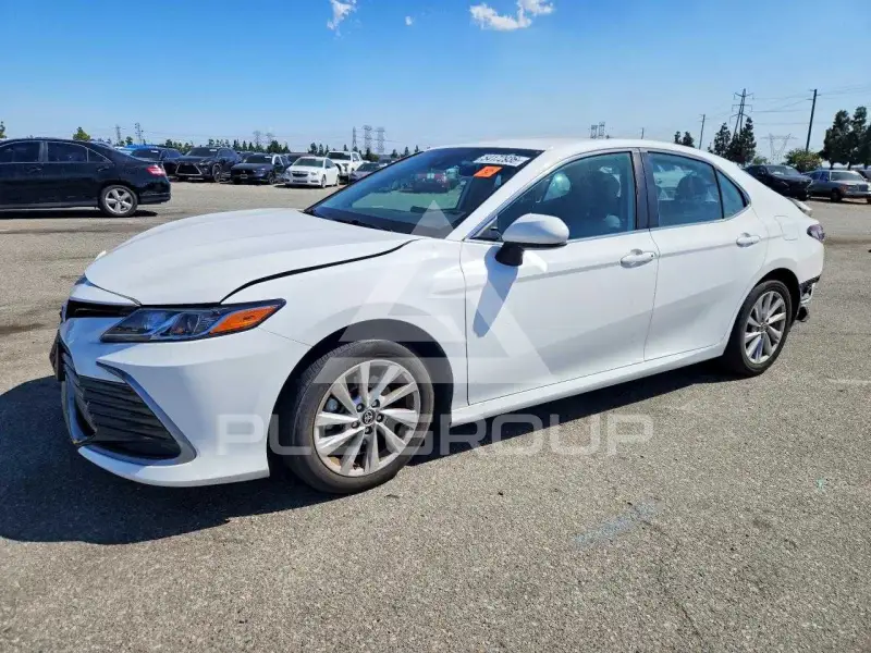 2024 Toyota CAMRY фото