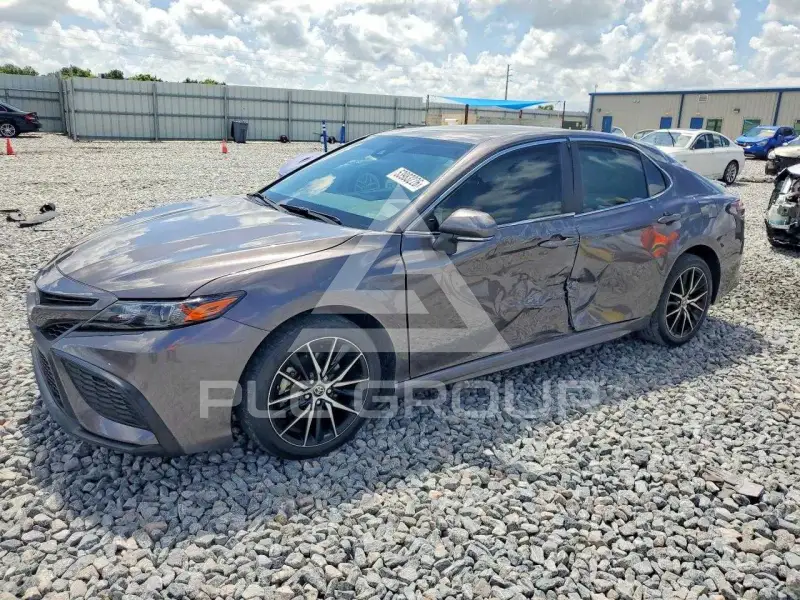 2024 Toyota CAMRY фото