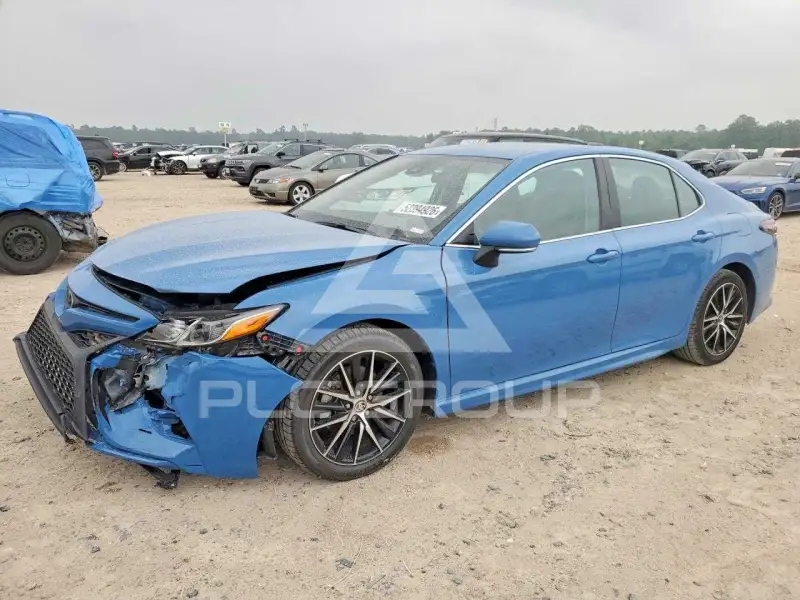 2024 Toyota CAMRY фото