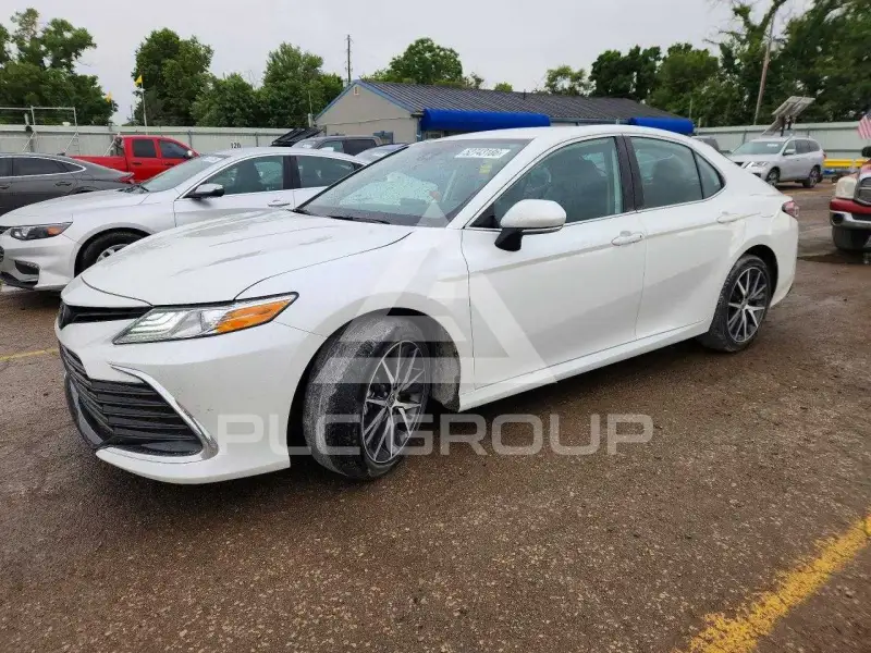 2024 Toyota CAMRY фото