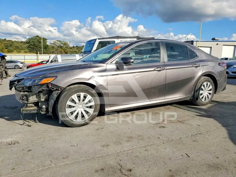 2024 Toyota CAMRY фото