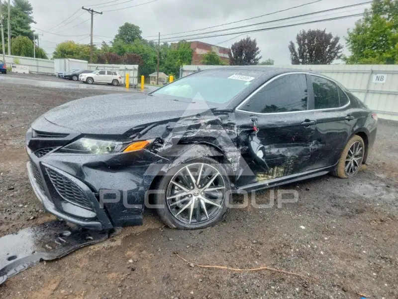 2024 Toyota CAMRY фото