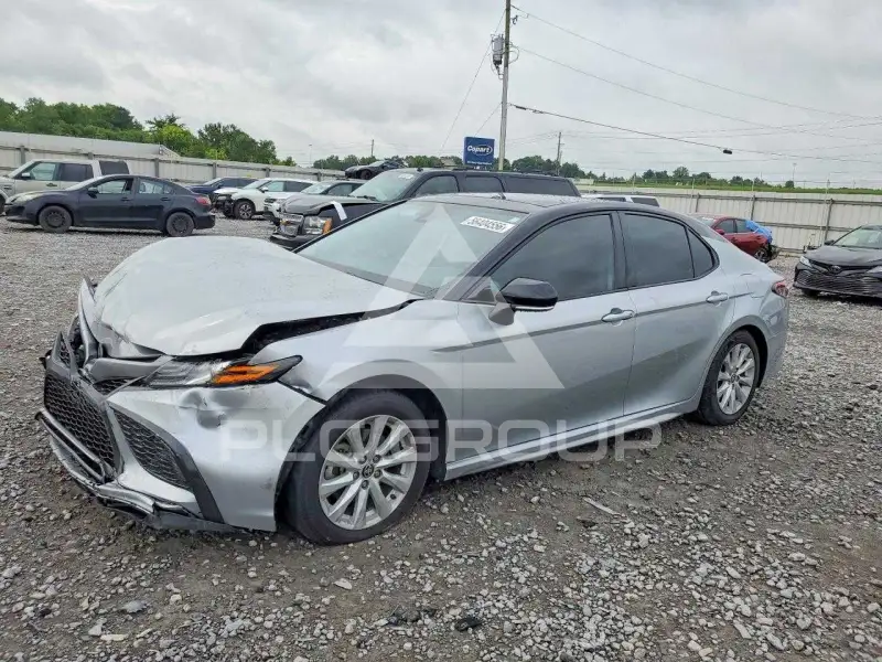 2024 Toyota CAMRY фото